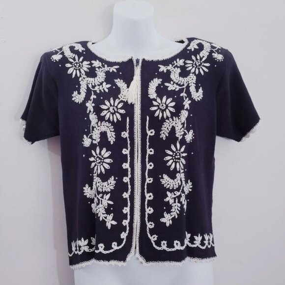 Vintage Black White Contrast Embroidered Short Sleeve Top Size S - Picture 1 of 8